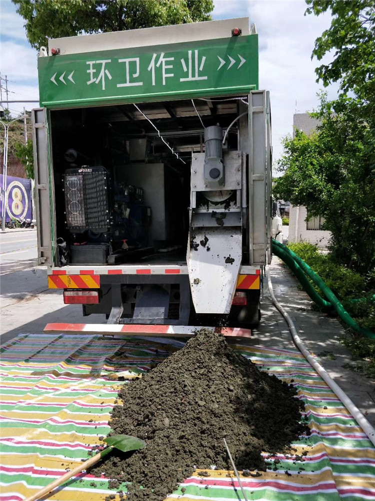 堆龙德庆淤泥干湿分离