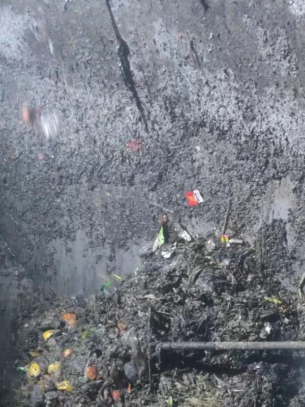 堆龙德庆污水池清理